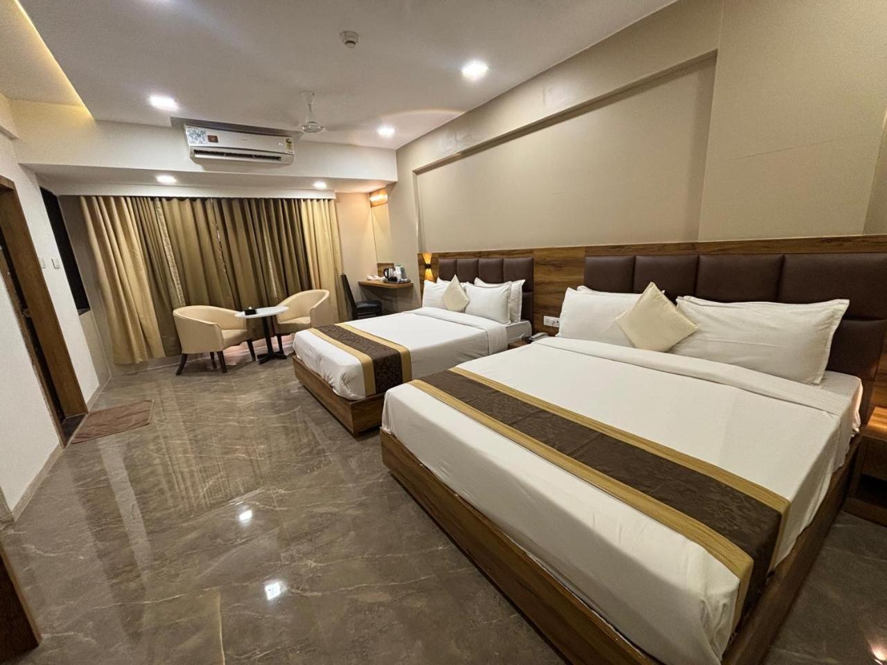 Hotel Grace Galaxy Βομβάη Εξωτερικό φωτογραφία