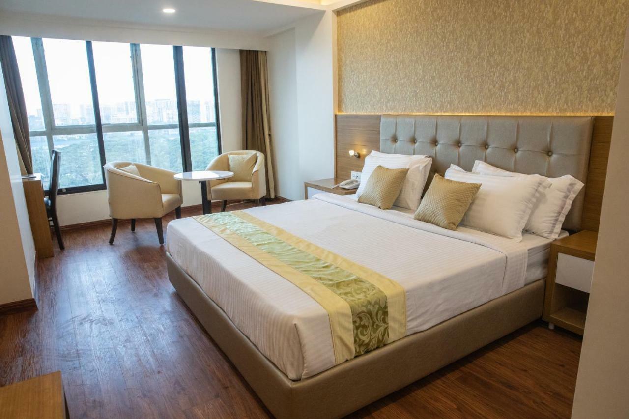 Hotel Grace Galaxy Βομβάη Εξωτερικό φωτογραφία