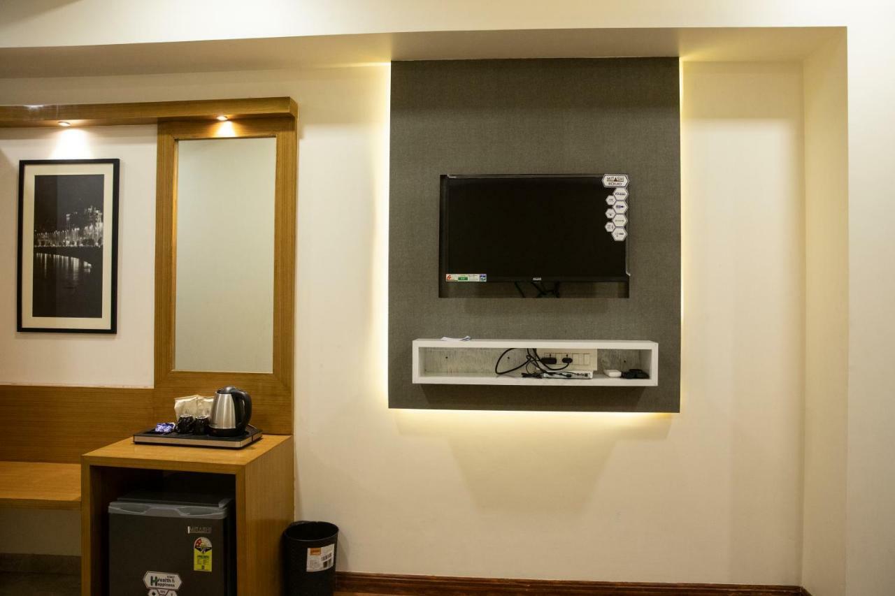 Hotel Grace Galaxy Βομβάη Εξωτερικό φωτογραφία